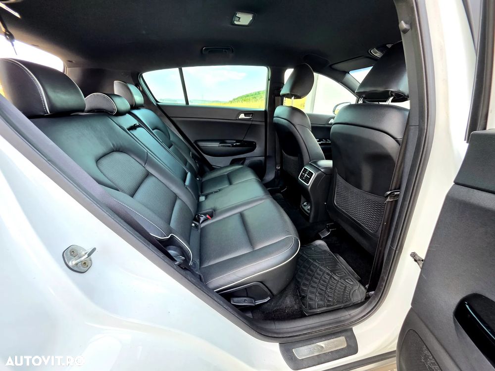 Kia Sportage - 13