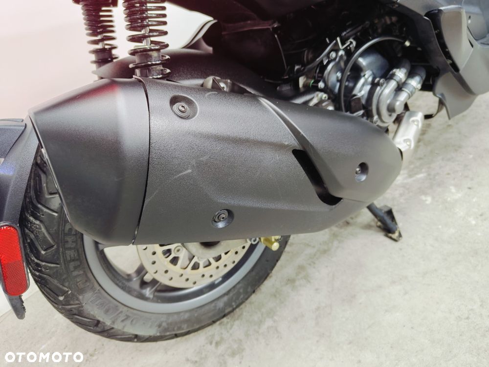 Piaggio Beverly - 10