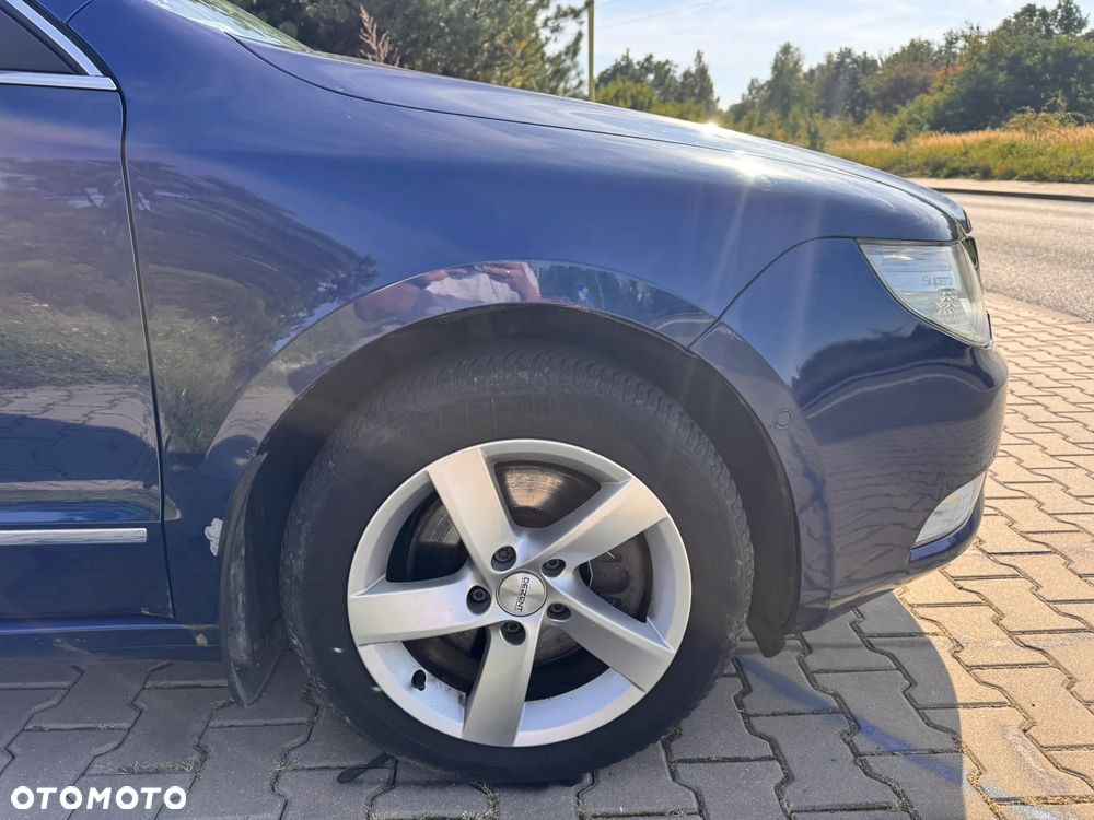 Skoda Superb 2.0 TDI 4x4 Comfort DSG - 13