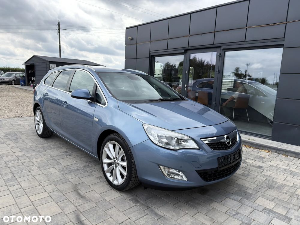 Opel Astra 1.4 T Cosmo - 10