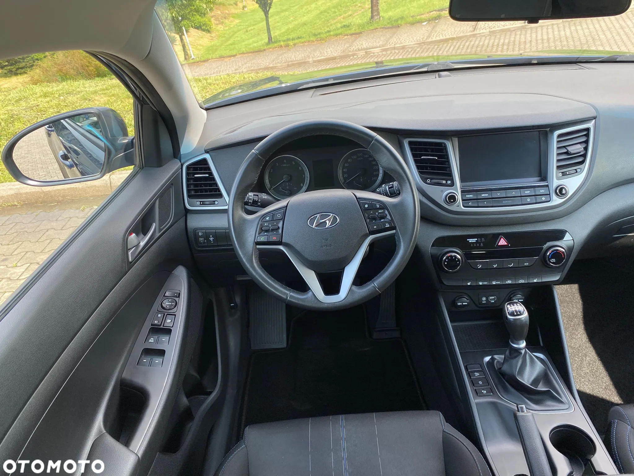 Hyundai Tucson 1.6 GDI BlueDrive Classic 2WD - 23