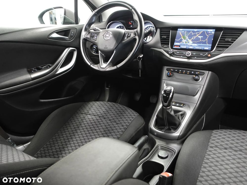 Opel Astra 1.4 Turbo Edition - 29