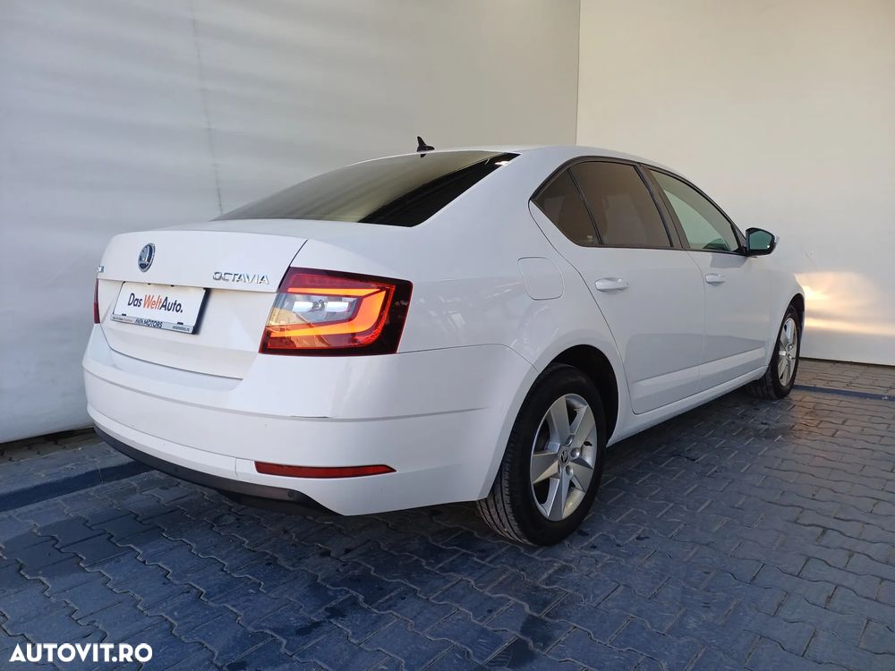 Skoda Octavia 1.6 TDI Ambition - 28