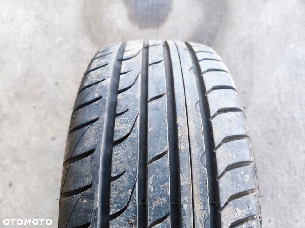OPONA LATO EVERGREEN DYNACONTROL EU728 215/45R16 90W 45/21 7MM - 2