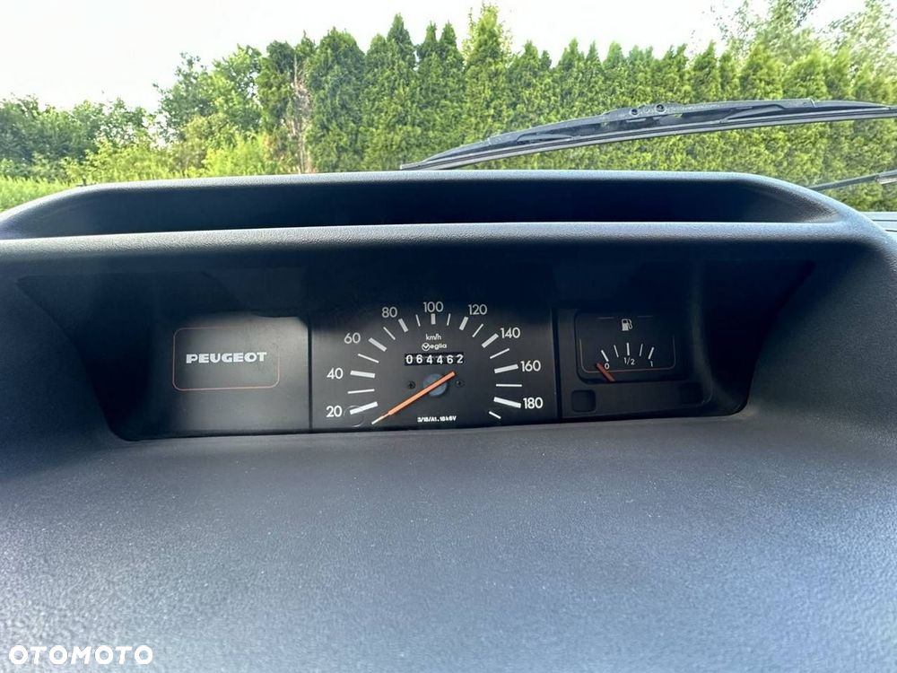 Peugeot 205 1.1 Look - 21