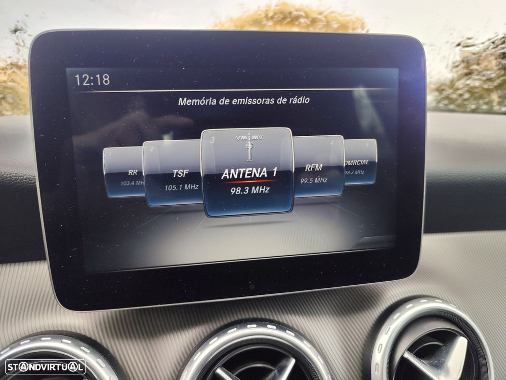 Mercedes-Benz GLA 220 d Style - 16