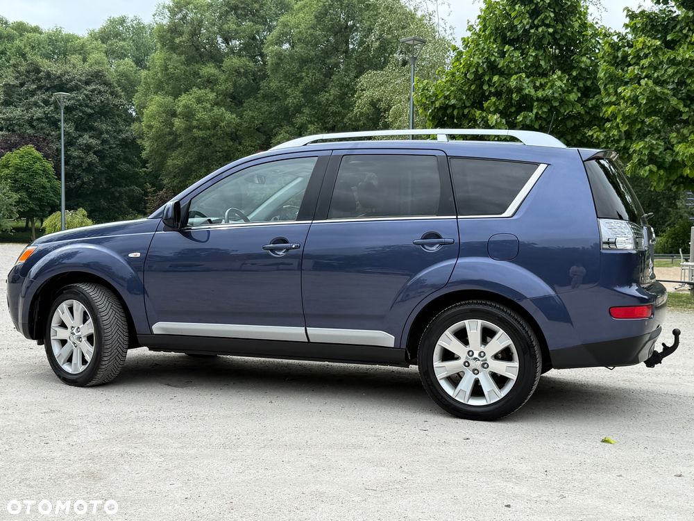 Mitsubishi Outlander 2.4 4WD CVT Intense - 6