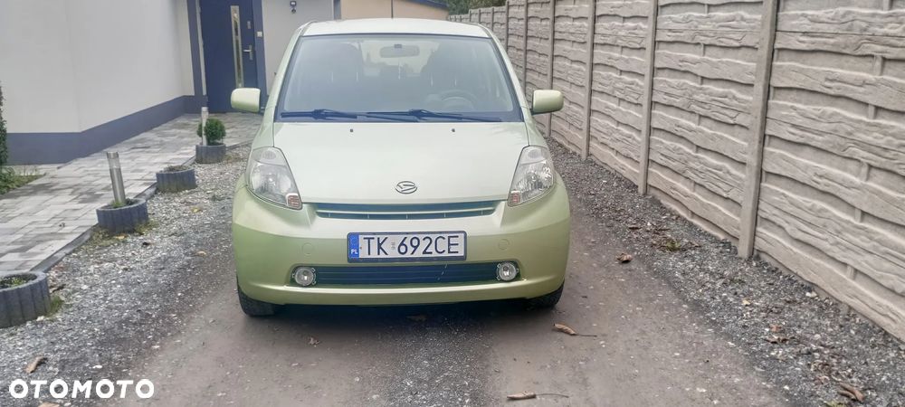 Daihatsu Sirion - 6