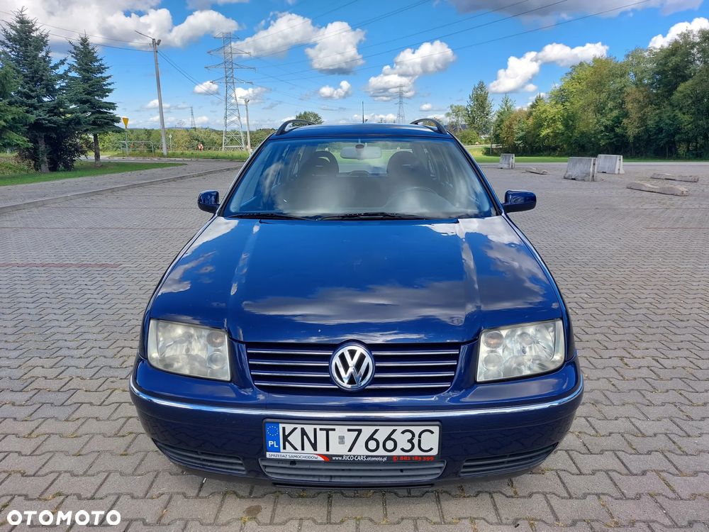 Volkswagen Bora Variant 1.6 - 8
