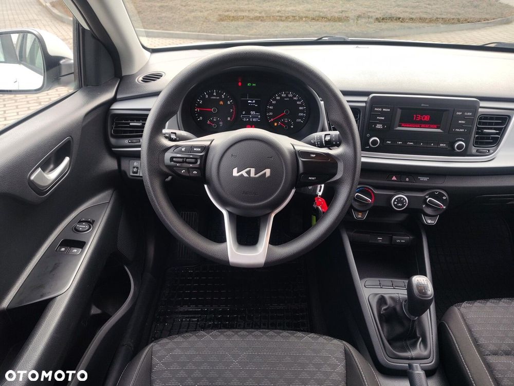 Kia Rio - 13