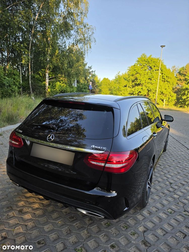 Mercedes-Benz Klasa C 200 4-Matic 7G-TRONIC - 12