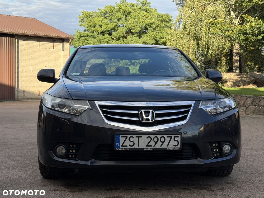Honda Accord 2012 photo 2