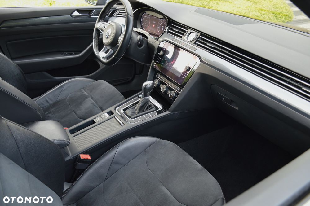 Volkswagen Arteon 2.0 TDI R-Line DSG - 22