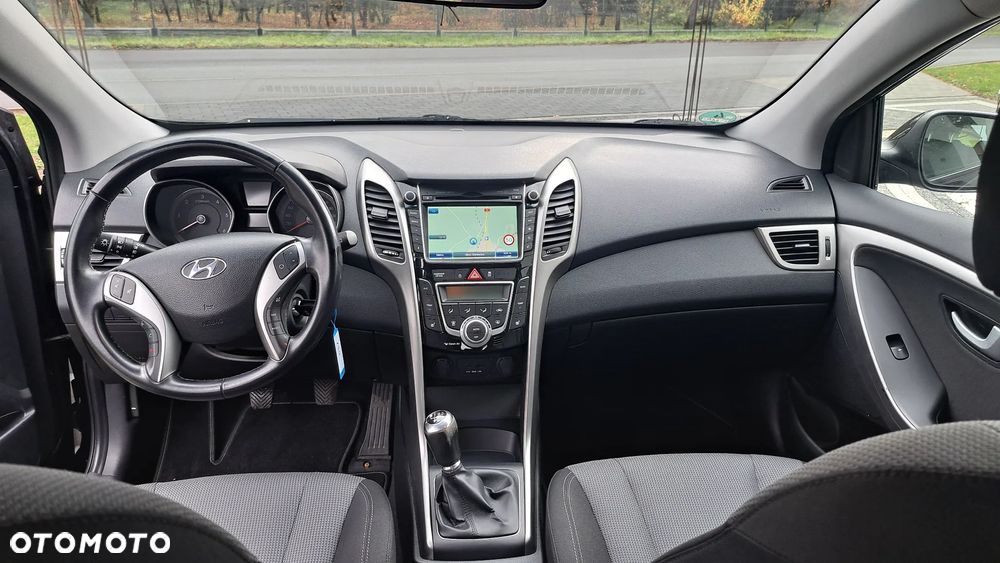 Hyundai i30 blue 1.6 CRDi Style - 7