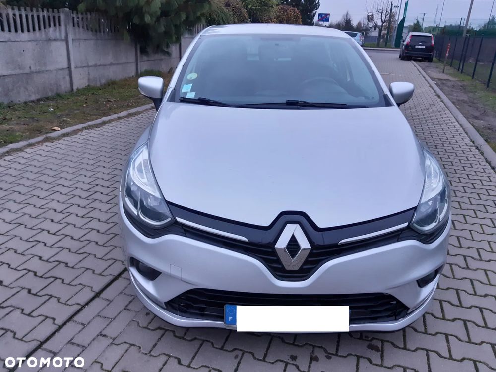 Renault Clio - 12