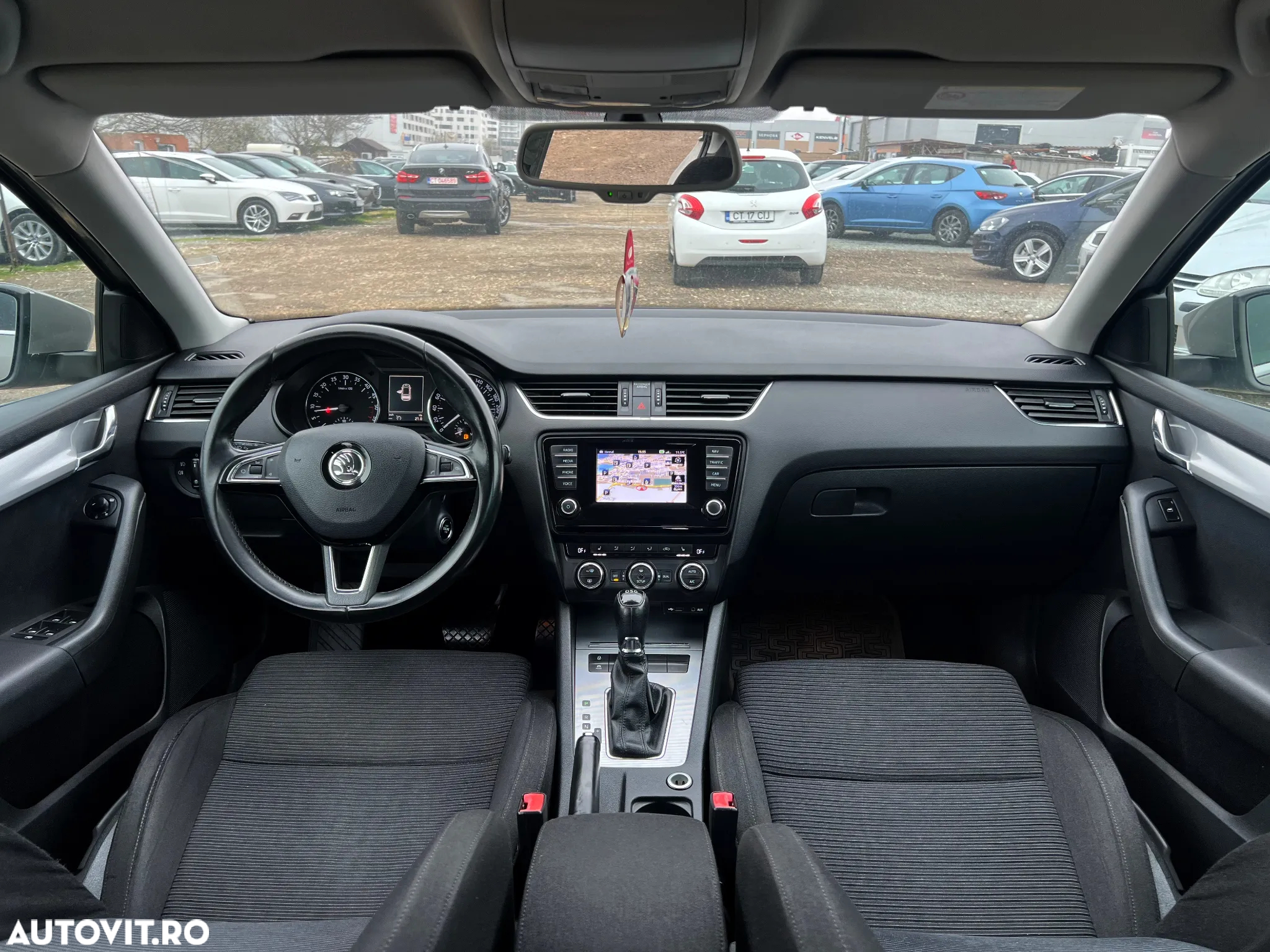 Skoda Octavia 1.6 TDI DSG Ambition - 7