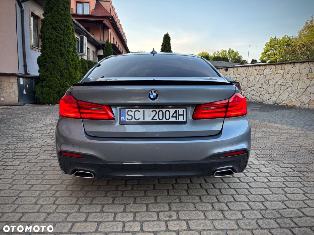 BMW Seria 5 520d xDrive M Sport sport - 9