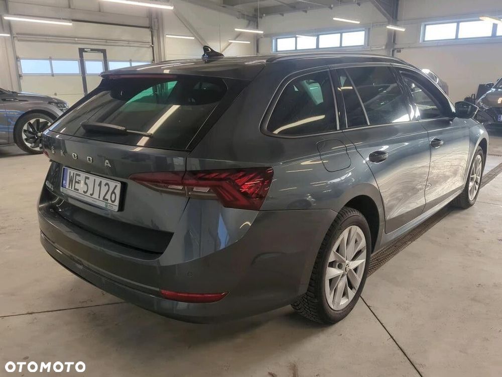 Skoda Octavia 2.0 TDI Ambition DSG - 4