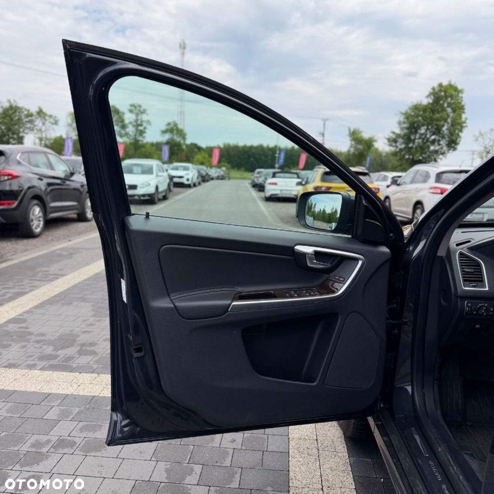 Volvo XC 60 - 13