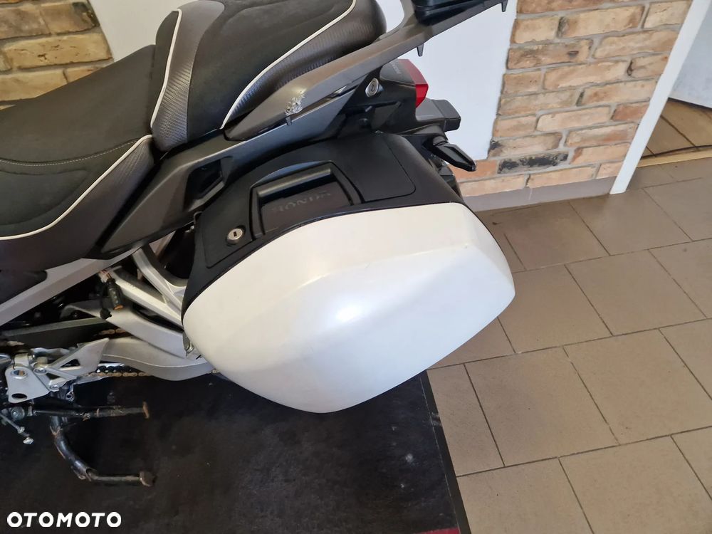 Honda VFR - 30