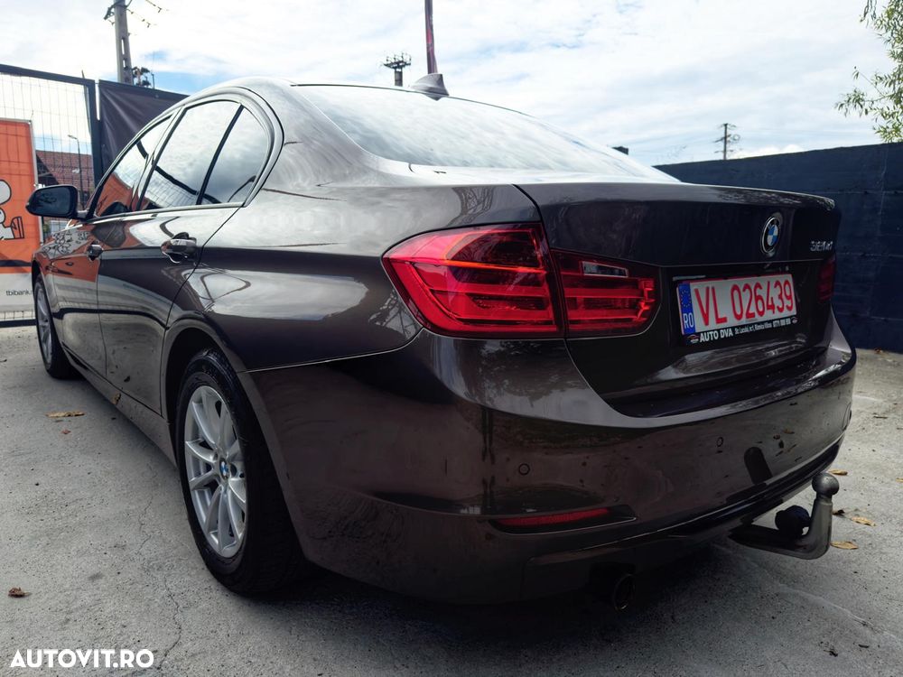 BMW Seria 3 320d Aut. Blue Performance Sport Line - 4
