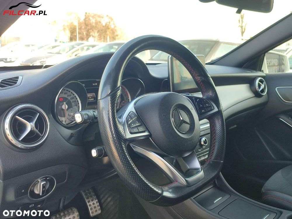 Mercedes-Benz GLA - 5