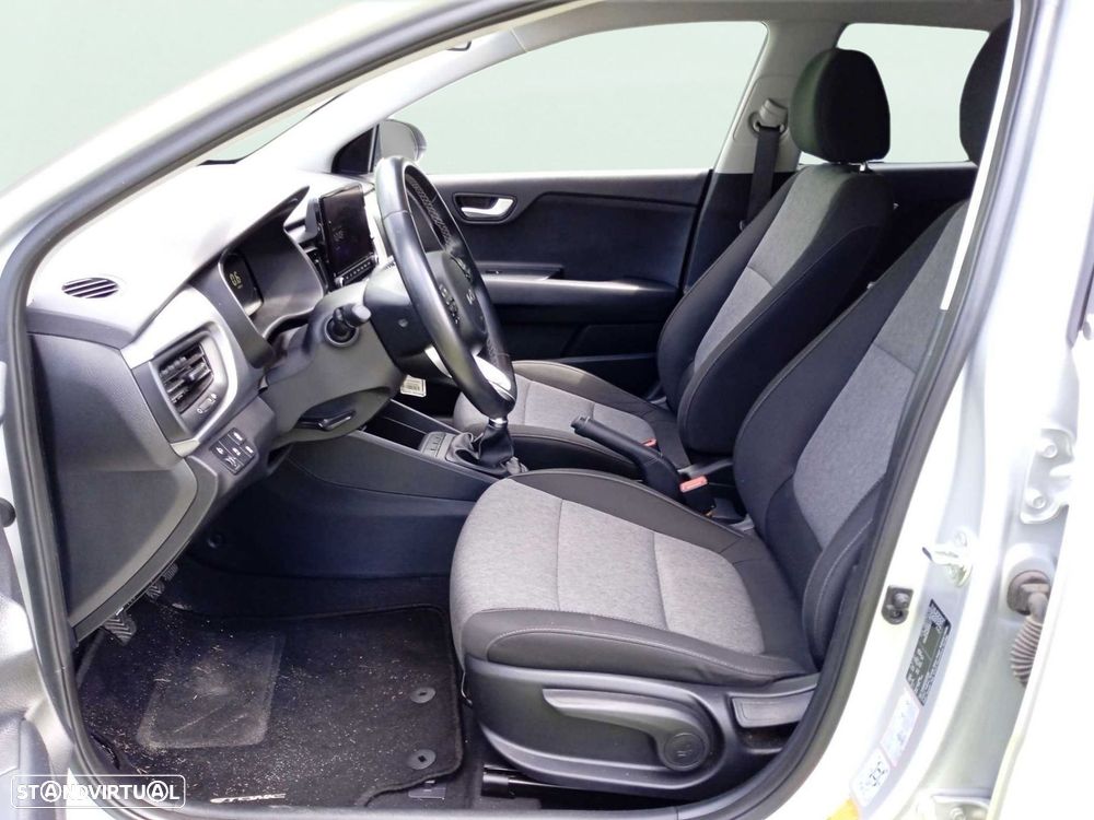 Kia Stonic - 9