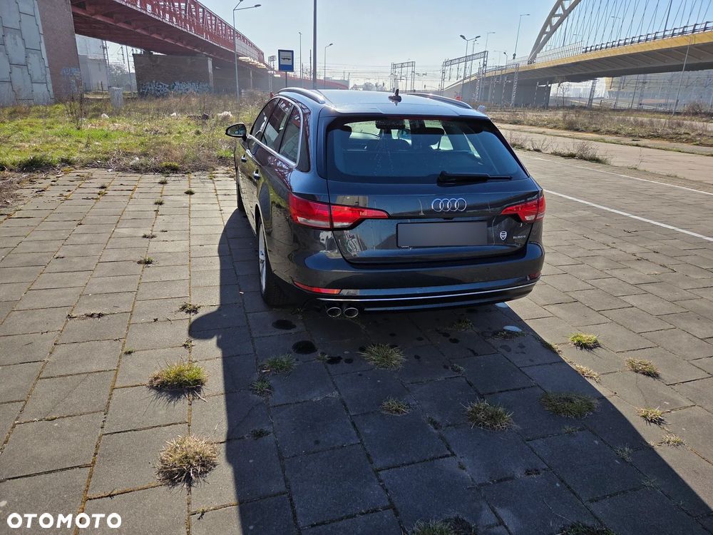 Audi A4 Avant 2.0 TDI S tronic quattro - 11
