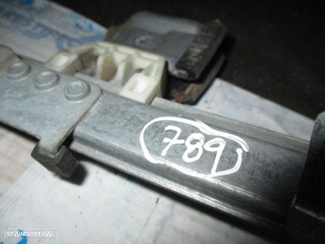 Elevador Sem Motor CUH102420 ROVER 75 2003 4P FD - 2