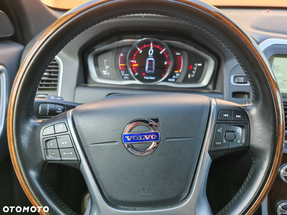 Volvo XC 60 D4 AWD Summum - 29