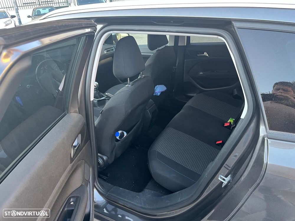 Peugeot 308 SW 1.5 BlueHDi Style - 6