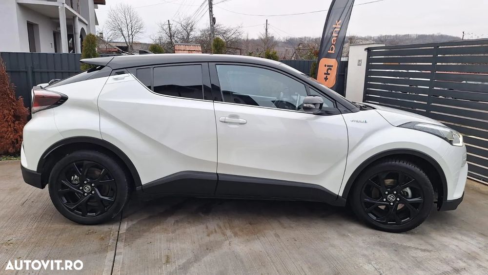 Toyota C-HR Hybrid Style Selection - 5