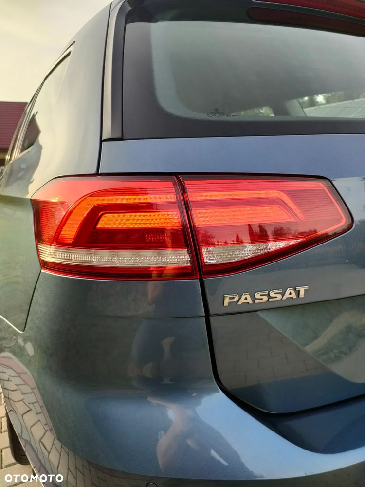 Volkswagen Passat - 9