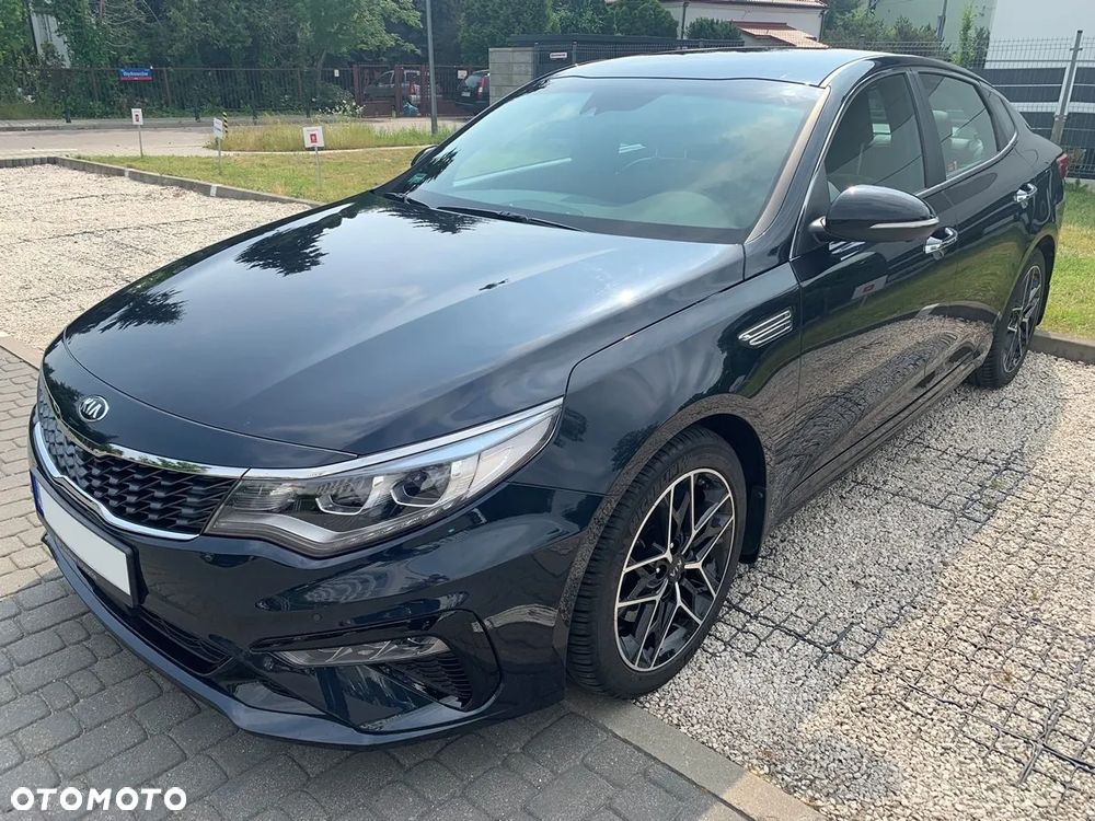 Kia Optima - 11