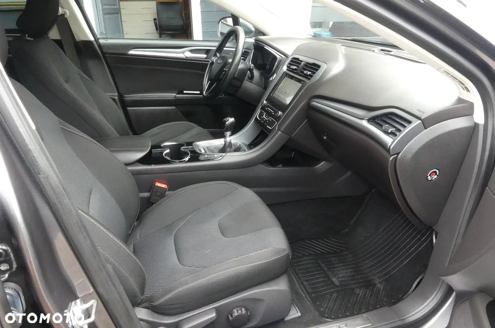 Ford Mondeo 2.0 TDCi Titanium - 8