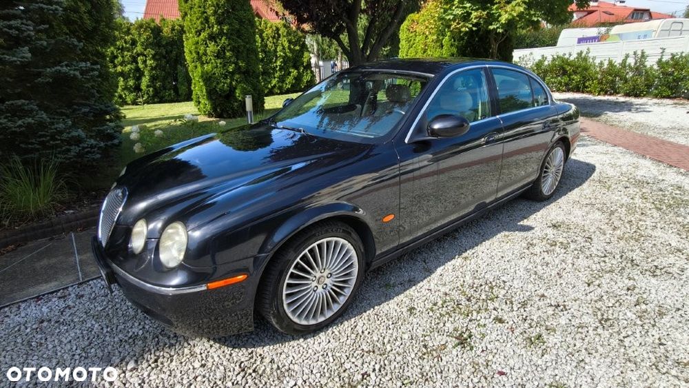 Jaguar S-Type - 12