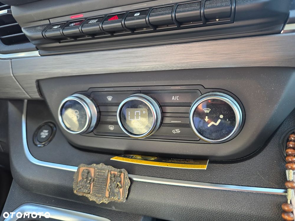 Renault Trafic SpaceClass 2.0 dCi Escapade EDC - 10