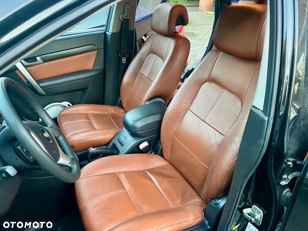 Chevrolet Captiva 2.4 2WD 7 Sitzer LS Family Edition - 9