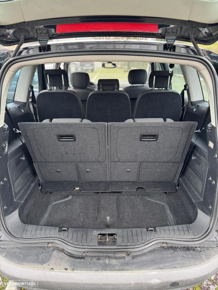 Ford S-Max 1.8 TDCi Trend 7L - 14