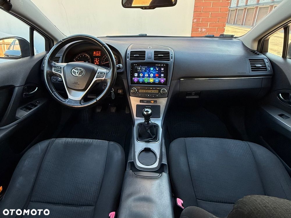 Toyota Avensis 1.8 Luna - 15