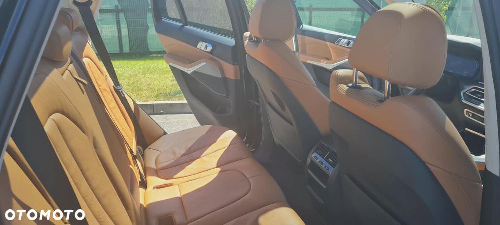 BMW X5 xDrive40i - 6