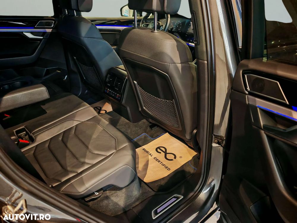 Volkswagen Touareg V6 TSI eHybrid PHEV R - 18