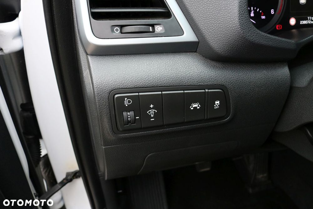 Hyundai Tucson 1.7 CRDI BlueDrive GO 2WD - 23