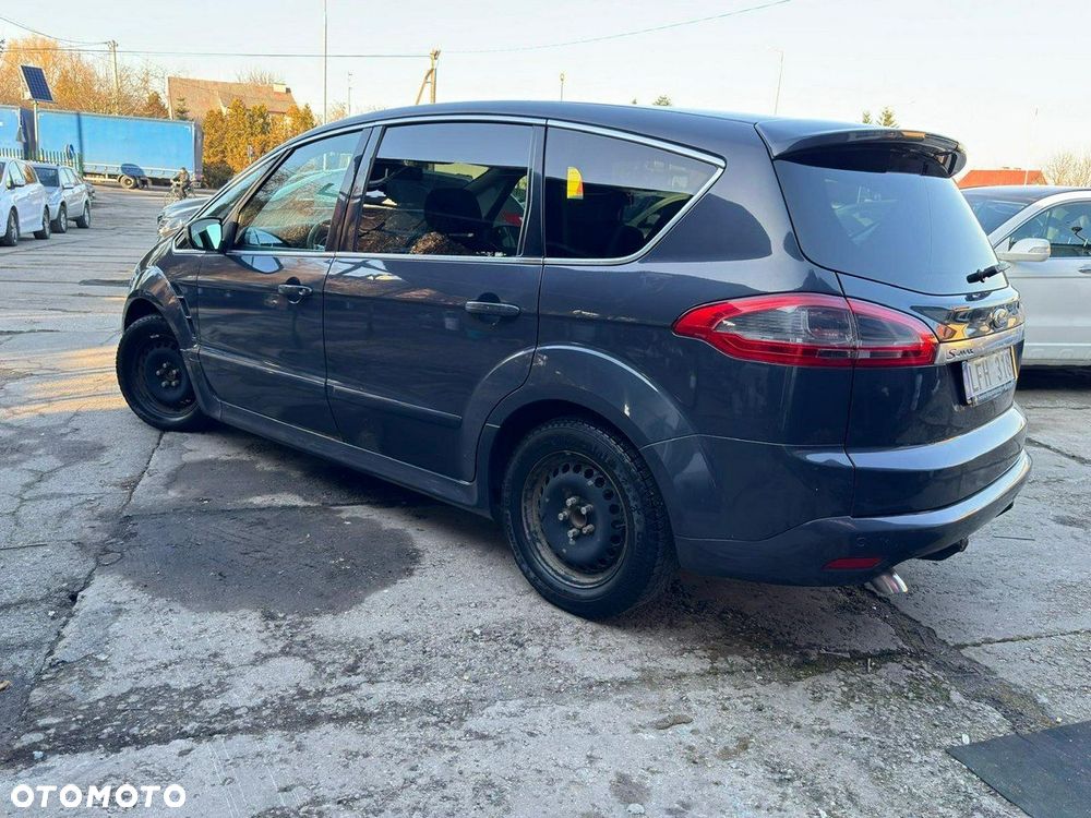 Ford S-Max - 18
