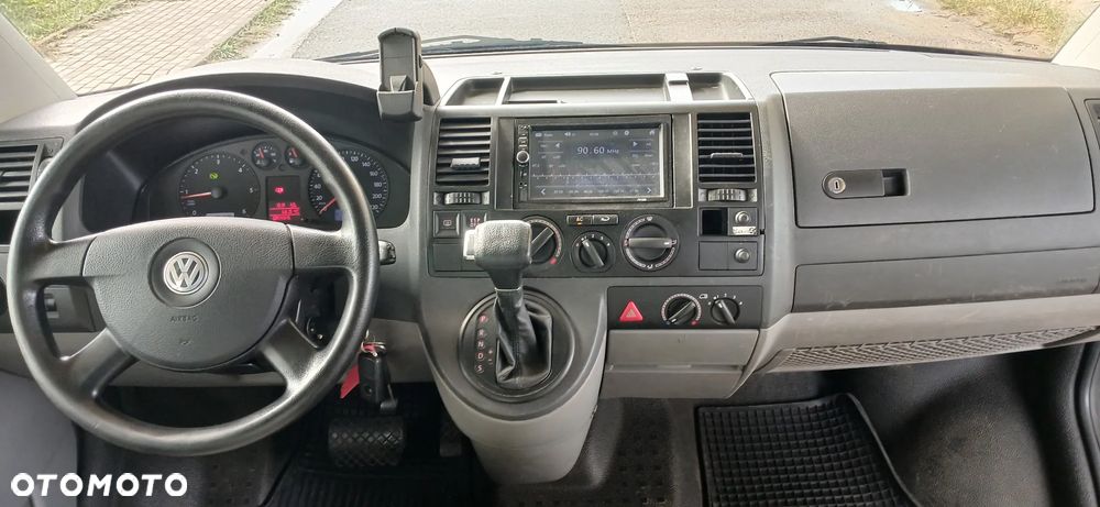 Volkswagen Transporter Caravelle Lang (7.Si.) Autm DPF - 10