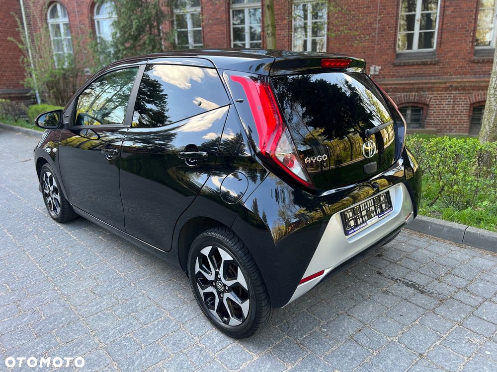 Toyota Aygo x-business - 6