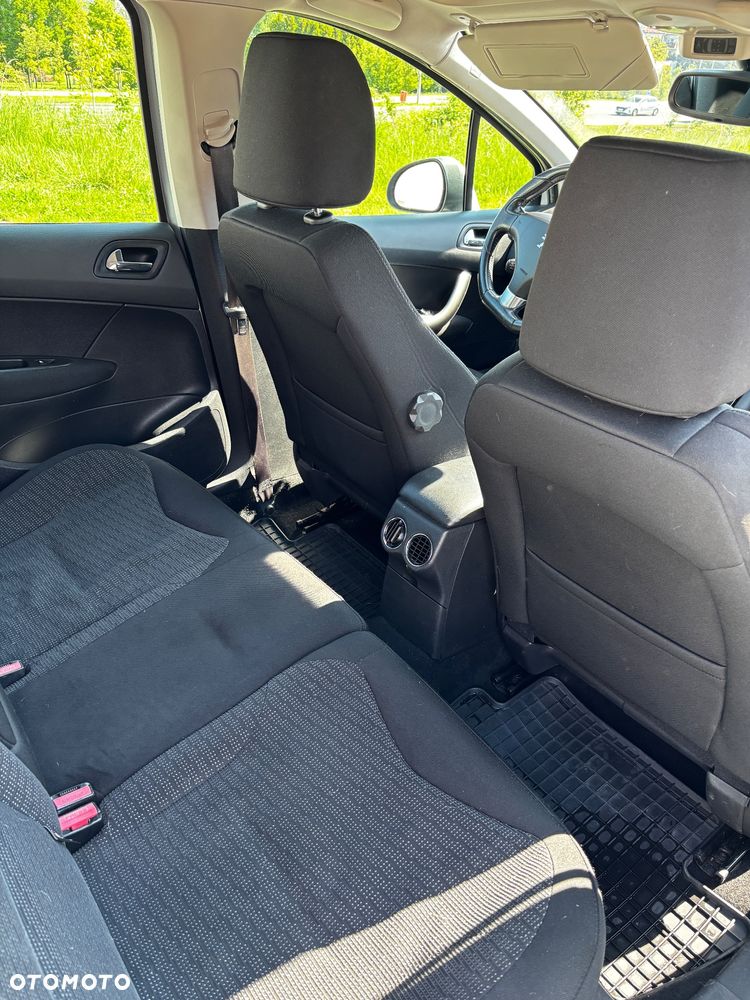 Peugeot 308 - 10