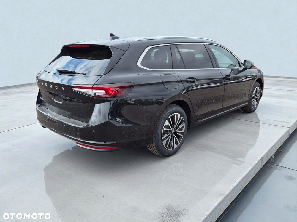 Skoda Superb 2.0 TSI Edition 130 DSG - 7