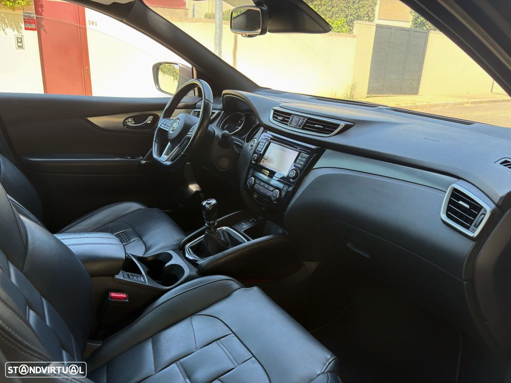 Nissan Qashqai 1.2 DIG-T Tekna Premium Pele Preta - 28