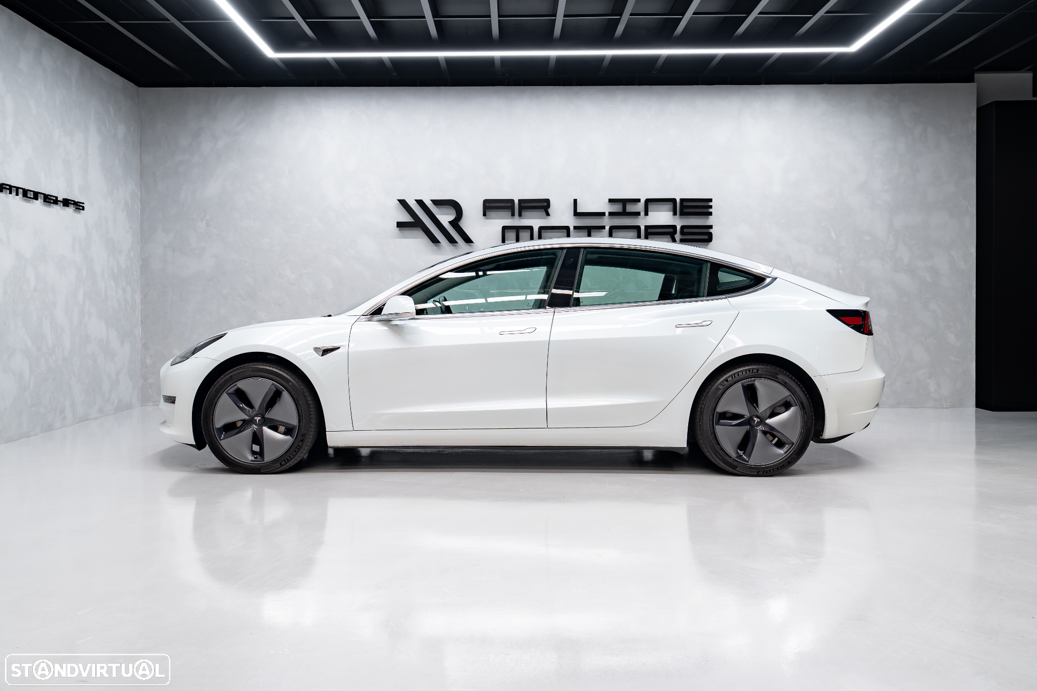Tesla Model 3 Long-Range Dual Motor AWD - 14